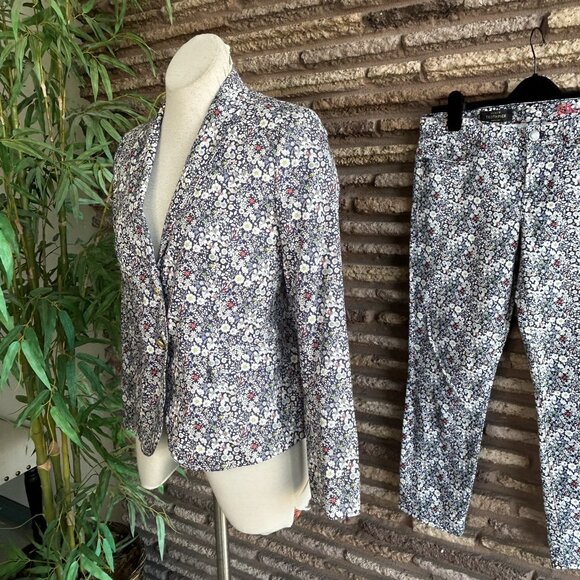 J. Crew Liberty Art Fabrics Meadow Floral Schoolboy Blazer and Toothpick Jeans - Picture 8 of 14